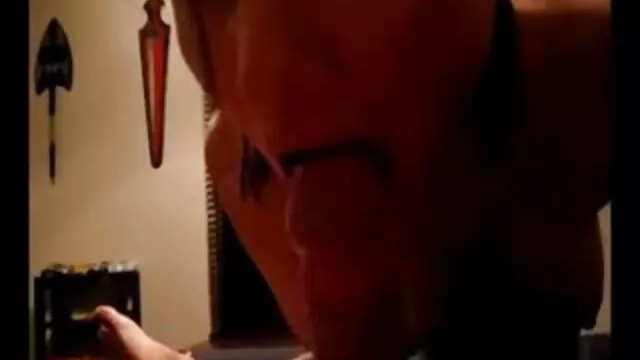 Tốt nhất khiêu dâm, không giấy đăng ký  Cô gái tóc vàng trên một máy sexvideo nhat ban tình với rung