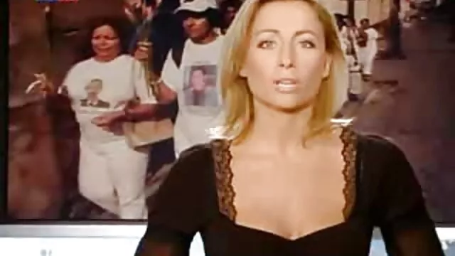 Tốt nhất khiêu dâm, không giấy đăng ký  Các chàng trai, làm ẩm người tình với lưỡi xxxvideo nhat ban của mình và trồng nó